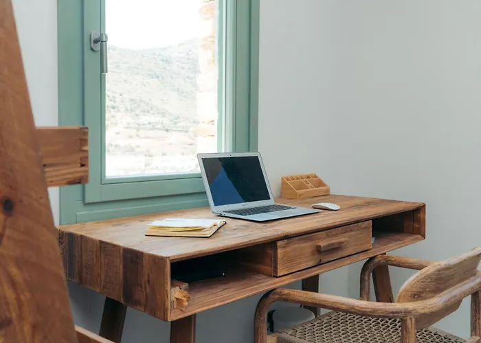 Dione Platis Gialos (Sifnos)